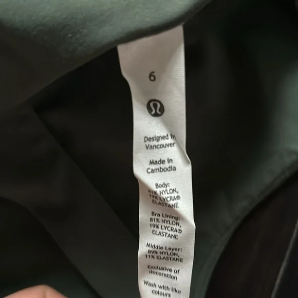 LULULEMON ALIGN TANK HIGH NECK TANK IN DARK FORREST SZ 6 NWT - Picture 7 of 7